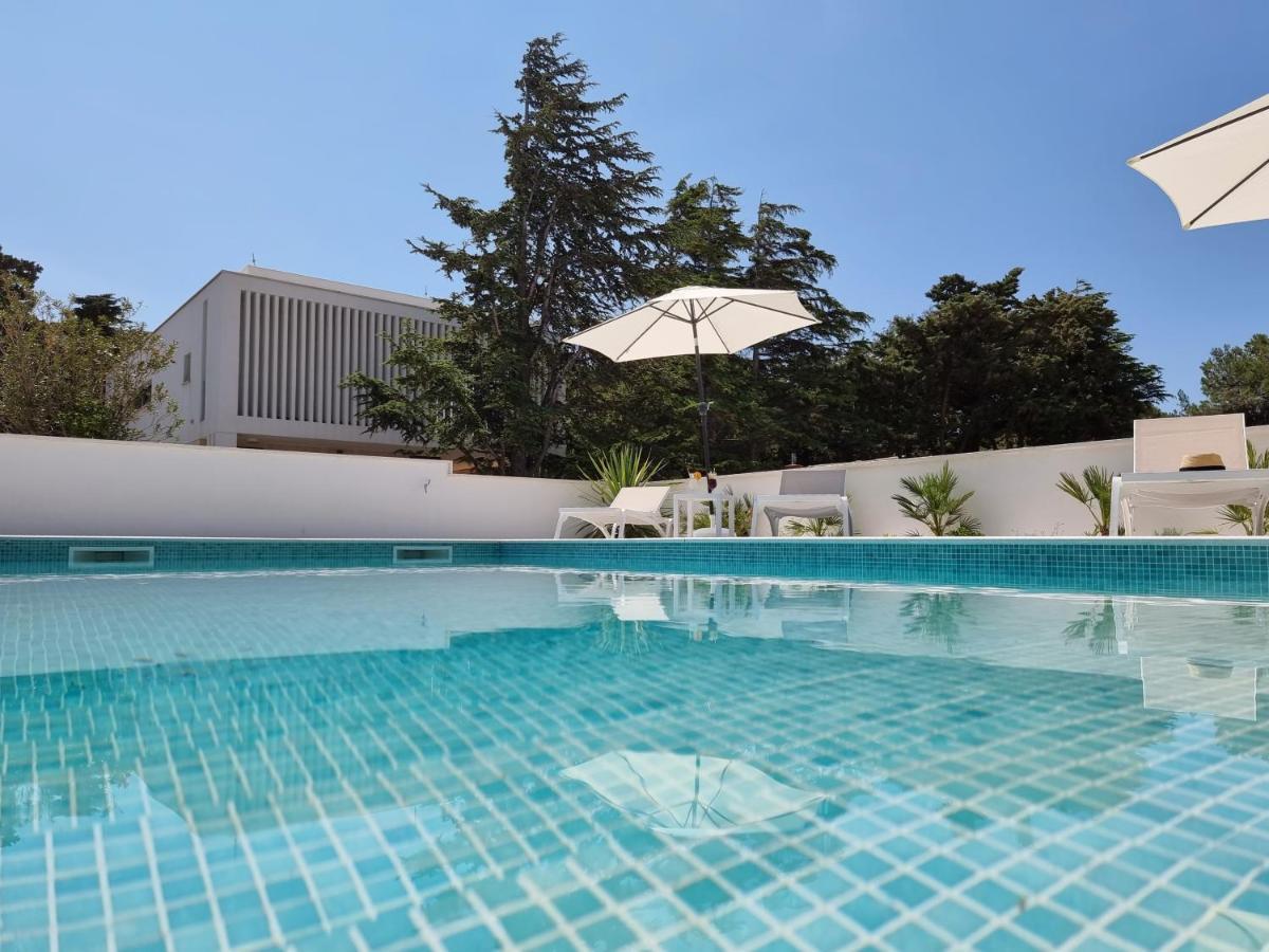 Villa Flamingo Deluxe Novalja Exterior photo